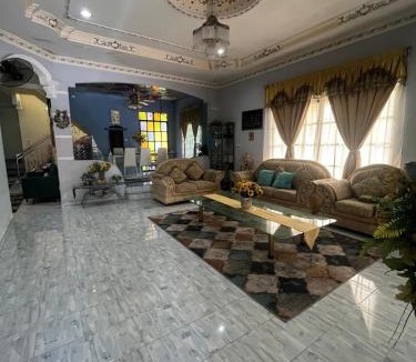 Kota Bharu House | Homestay Teratak Kasih Nizman