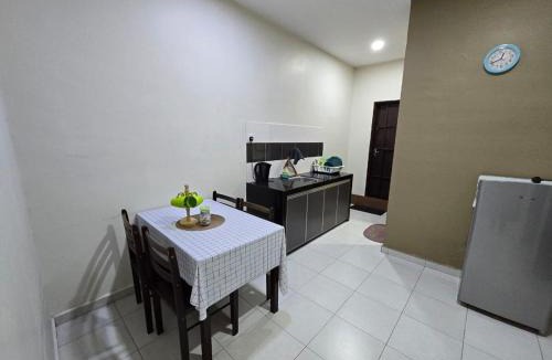 Central Seberang Perai Ski Chalet | Homestay Tok Ani by Ardzman Hospitality