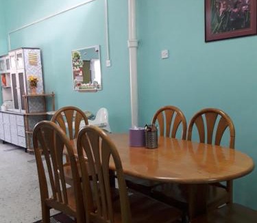 Asam Kumbang House | Homestay Ustaz