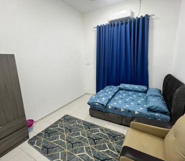 Kuantan House | Homestays Adik Pantai Balok
