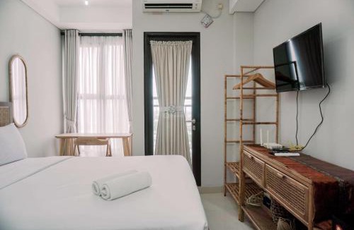 Ciputat Apartment | Homey and Enjoy Living Studio Transpark Bintaro Apartment By Travelio