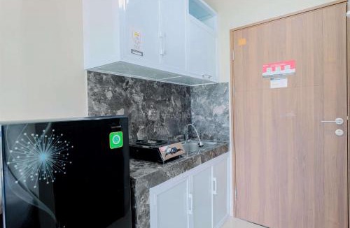 Tajur Halang Apartment | Homey and Restful Studio Royal Sentul Park Apartment By Travelio