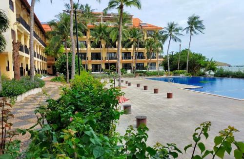 Mui Ne Resort | Hon Rom Central Beach Resort