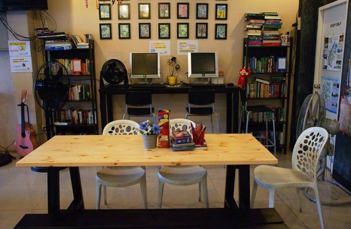 Khlong Toei Hostel | Hostel ∙ 8 guests