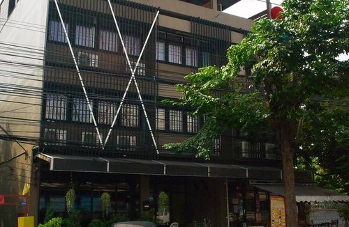 Khlong Toei Hostel | Hostel ∙ 8 guests