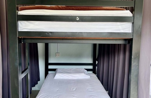 Khlong Sok Hostel | Hostel ∙ 8 guests