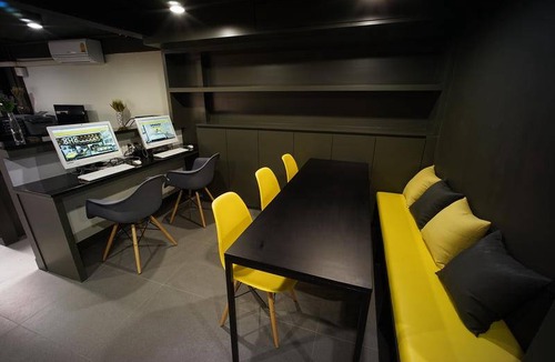 Silom Hostel | Hostel ∙ 8 guests