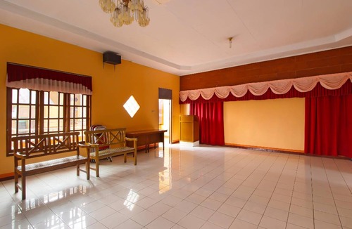 Karanganyar Hotel | Hotel ∙ 2 guests