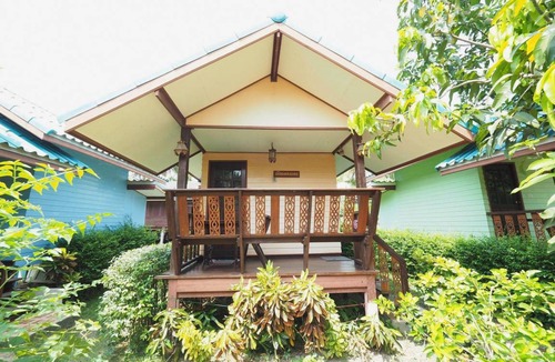 Samut Songkhram Hotel | Hotel ∙ 3 guests