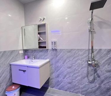 Quang Xuong Hotel | Hotel Bình Hải