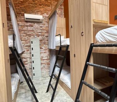 Kampung Kuchai Hostel | Hotel Ban Sheng Teik