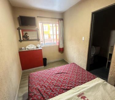 Santa Maria la Ribera Hotel | Hotel California