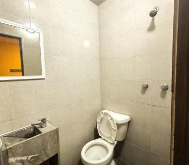 Santa Maria la Ribera Hotel | Hotel California