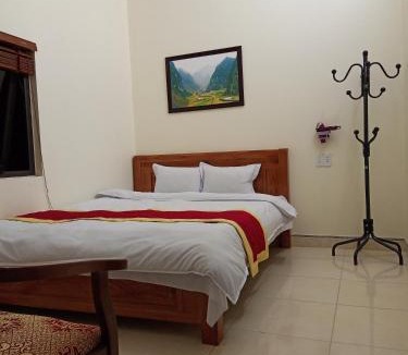 Dong Van Bed & Breakfast | Hotel Cao Nguyên