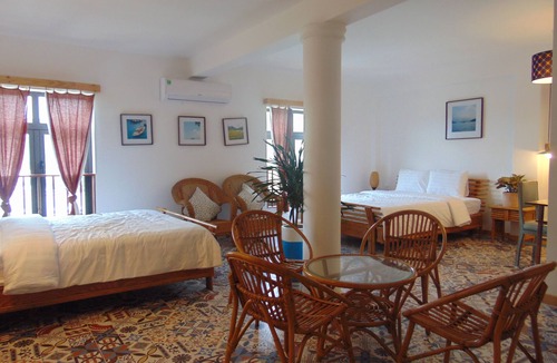 Con Son Hotel | Hotel De Condor