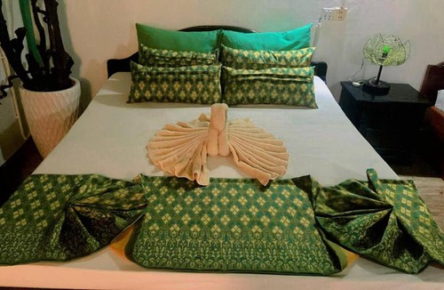 Krong Kaeb Hotel | Hotel de la Plage