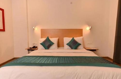 Pashim Vihar Hotel | Hotel Grand Inn Near Vaishali Metro Station