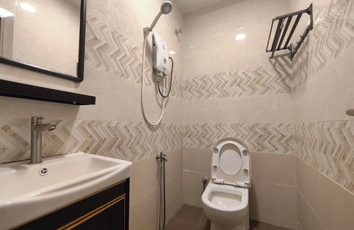 Bandar Saujana Putra Hotel | Hotel Mawar Inn