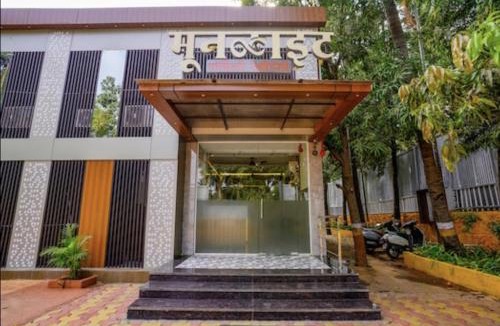 Malad West Hotel | HOTEL MOON LITE RESIDENCY - Marve Road Malad West