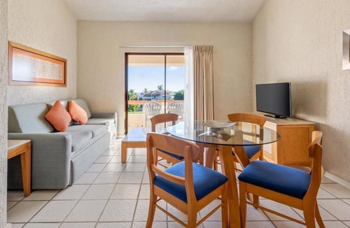 Campo de Golf Fonatur Hotel | Hotel ∙ Stunning 2BR Condo Near Las Palmas Park