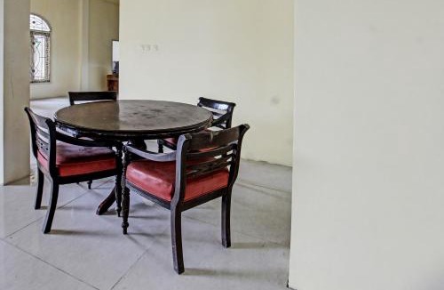 Gerung Hotel | Hotel O Ayu Bypass MansionNearBundaran Gerung