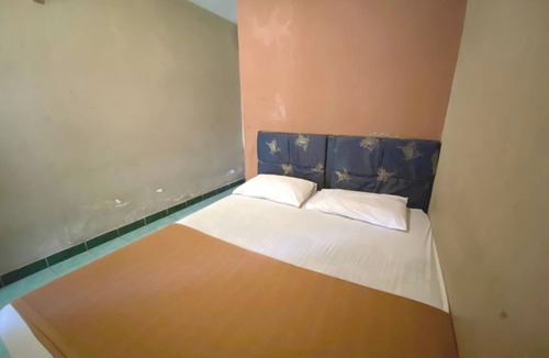 Jerowaru Hotel | Hotel O Bale Gajog Near SDN 2 SEKAROH