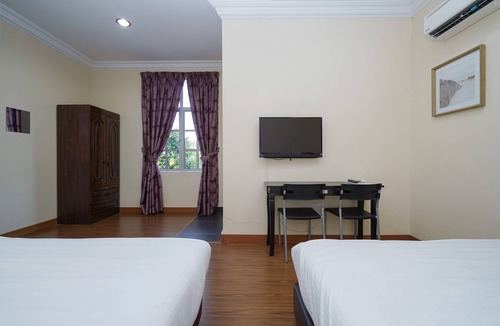 Kampung Tangkas House | Hotel O Bangi Sri Minang Guesthouse