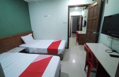 Bintulu Hotel | Hotel O Century Inn