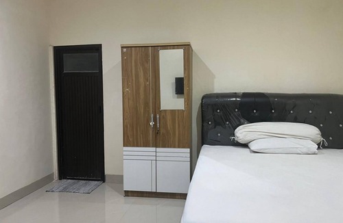 Gowa Hotel | Hotel O Enjoy Homestay & Cafe