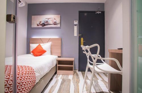 The Strand Hotel | Hotel O Gs Hotels Near Strand Mall