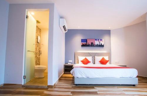 The Strand Hotel | Hotel O Gs Hotels Near Strand Mall