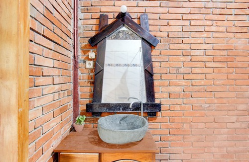 Sewon Hotel | Hotel O Prawirotaman Near Keraton Yogyakarta Formerly Chez Laelik Guesthouse