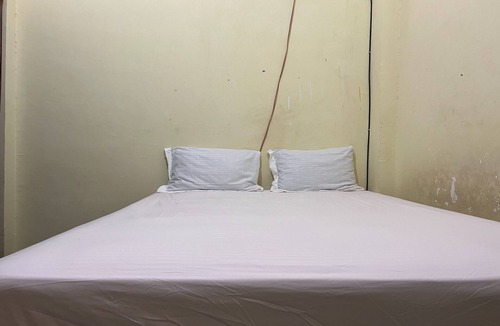 Palopo Hotel | Hotel O Qq Kost Near Pantai Kebesaran Beach