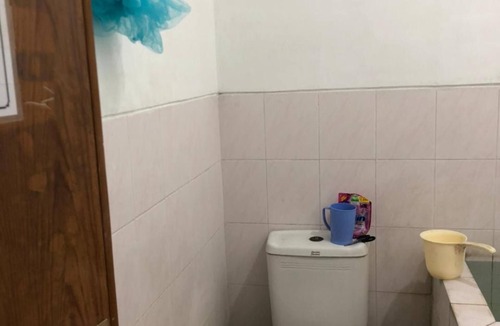 Surabaya Hotel | Hotel O Rumah Oma Syariah