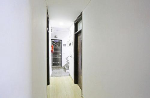 Lajpat Nagar Apartment | Hotel O The Premium Villla