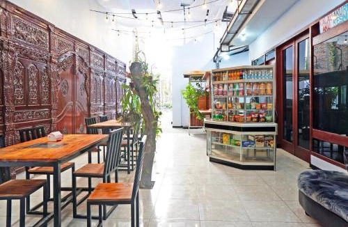 Tulungagung Hotel | Hotel O Trisna Patihan Resort