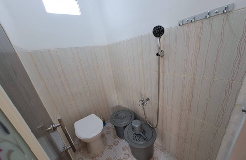 Tulang Bawang Hotel | Hotel O Venus Homestay Syariah Near Universitas Megou Pak Tulang Bawang