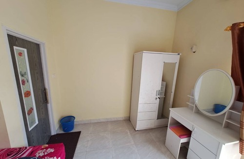 Tulang Bawang Hotel | Hotel O Venus Homestay Syariah Near Universitas Megou Pak Tulang Bawang