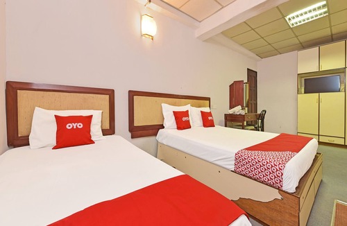 Central District Hotel | Hotel O Villa De Rose