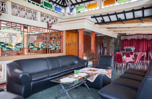 Oro Oro Ombo House | Hotel Palereman Soerabaia