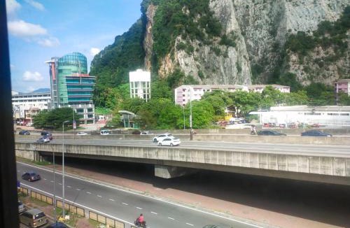 Batu Caves Hotel | HOTEL SAHARA INN BATU CAVES