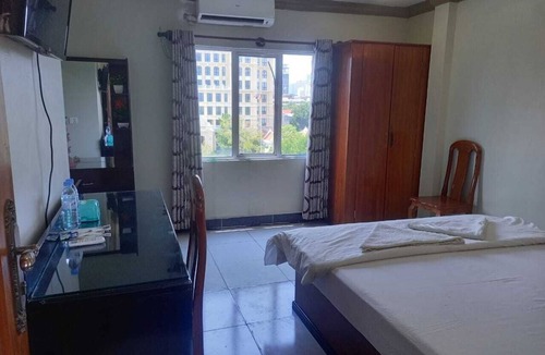 Daun Penh Hotel | Hotel Selver Shinn & Restaurant
