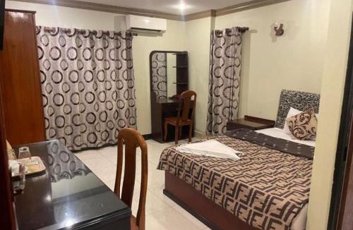 Daun Penh Hotel | Hotel Selver Shinn & Restaurant