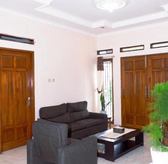 Lembang Villa | House of Manoko