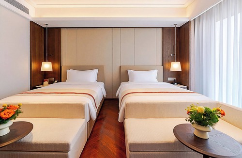 Tuol Kouk Hotel | HOWARD JOHNSON BY WYNDHAM TK Phnom Penh