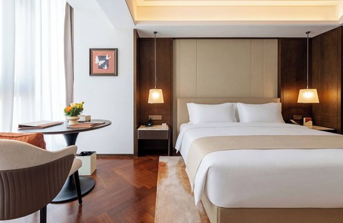 Tuol Kouk Hotel | HOWARD JOHNSON BY WYNDHAM TK Phnom Penh