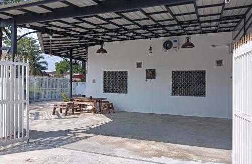 Kampung Kuala Pari House | HT Home