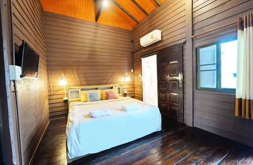 Wieng Hostel | Huan Kawin Est.58 Lanna Home & Collection - Campus Accommodation