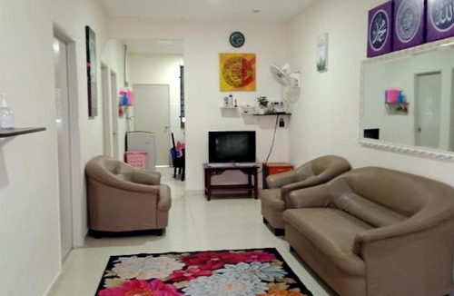 Kuantan House | Huda Homestay