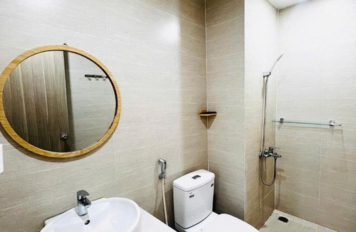 Hue City Centre Apartment | Hue Oi Homestay - Spacious 2-Bedroom Apartment with Balcony and Pool